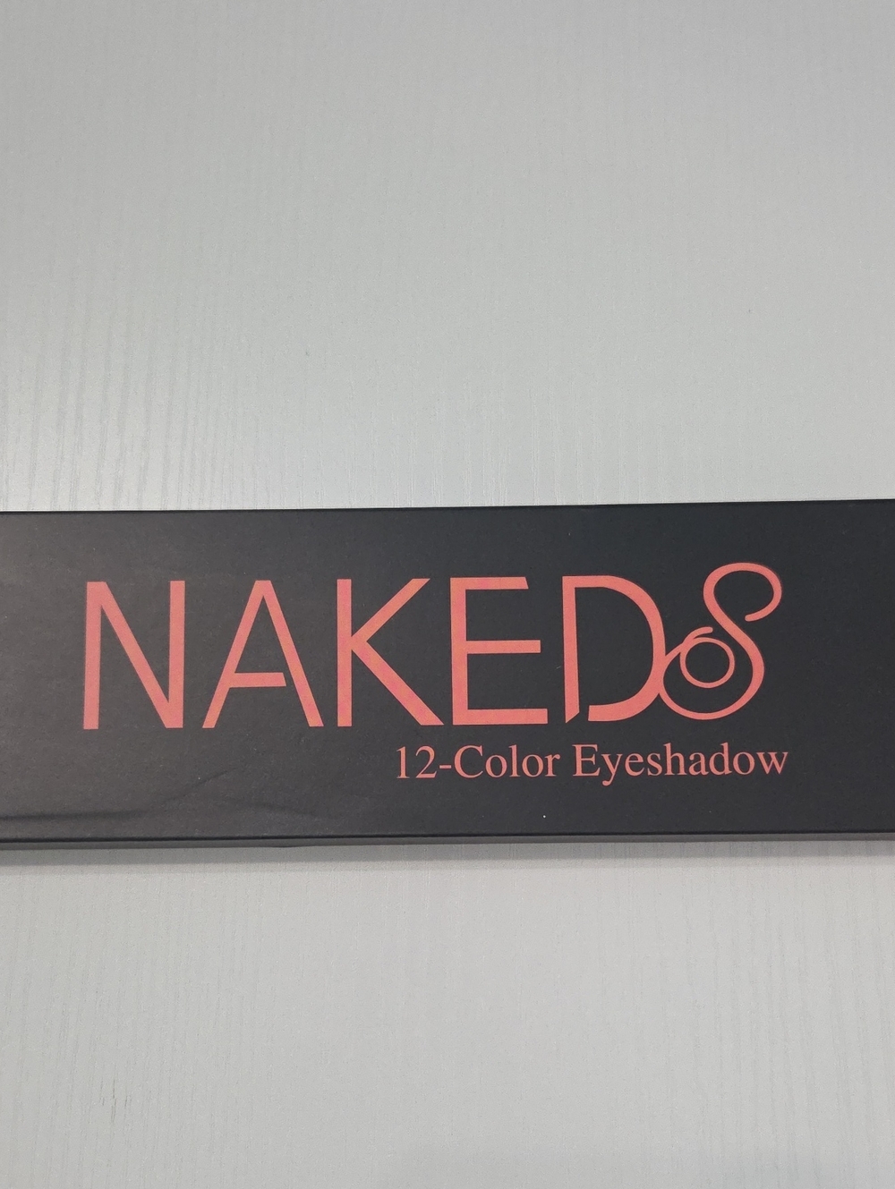 12-Color Eyeshadow Palette